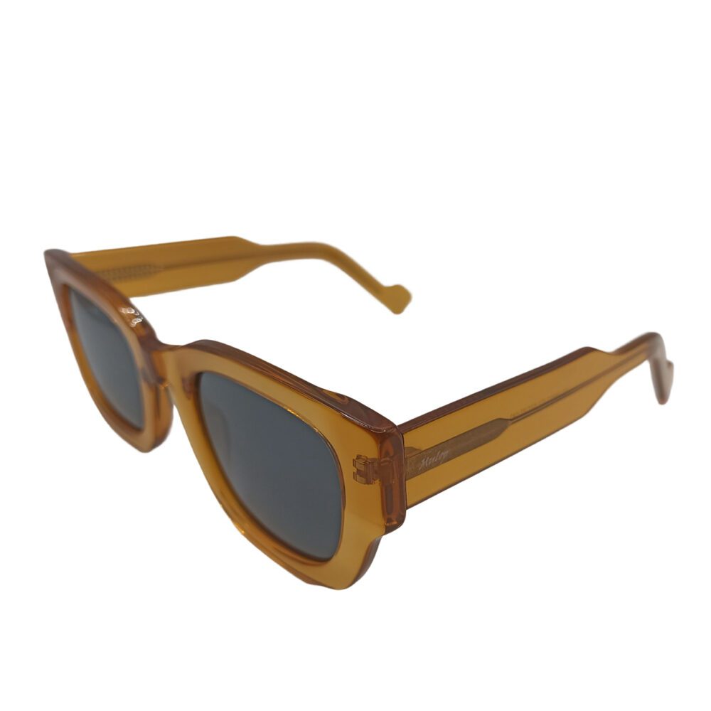 gafas de sol pequeñas marrón